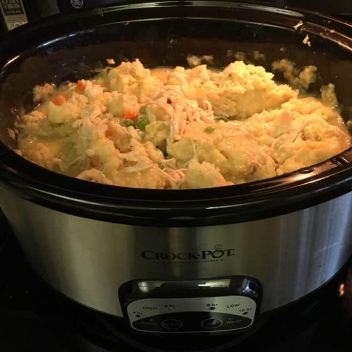 Cheap and Easy Southern Chicken and Dumplings that You Need To Try this Fall