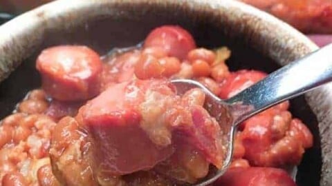 Baked Beans and Weenies are a great meal for dinner, football parties, or a picnic. Holidays are a great time to make baked beans and weenies.