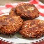 Salmon patties are a great southern dish. The easy fried recipe makes several salmon patties for a delicious meal.