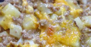 5-Ingredient Ground Beef Casserole