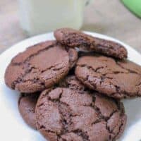 Picture of cookies and milk.