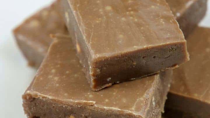 Picture of fudge on a plate