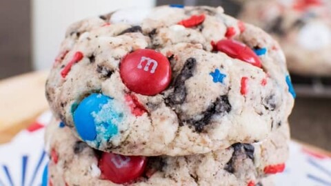 Image for Fireworks Cookies and Cream Cookies