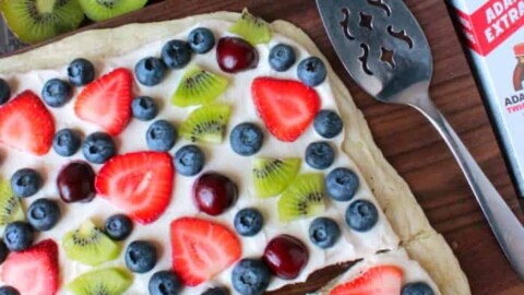 Image for Summer Fruit Dessert Pizza - Big Bear's Wife