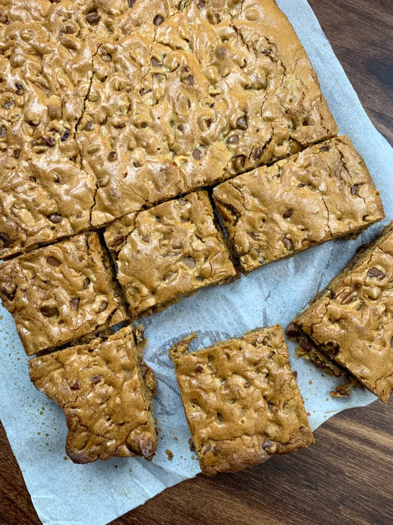 Sliced blondies on parchment paper