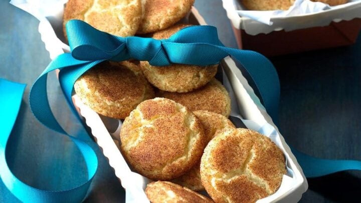 Image for Cinnamon Sugar Crackle Cookies
