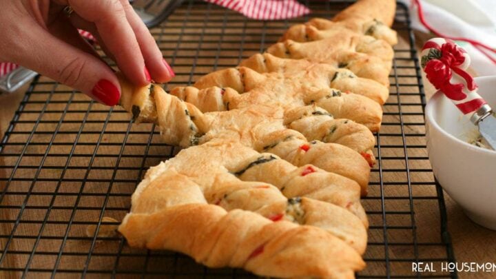 Image for Spinach Dip Stuffed Crescent Roll Christmas Tree 