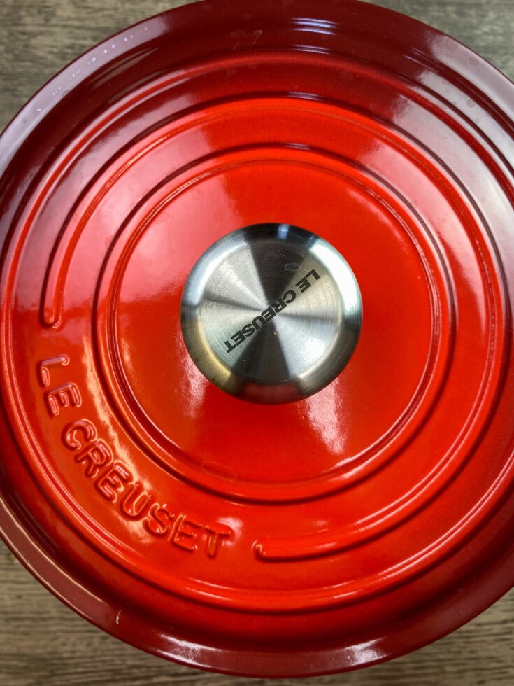 Dutch oven with lid