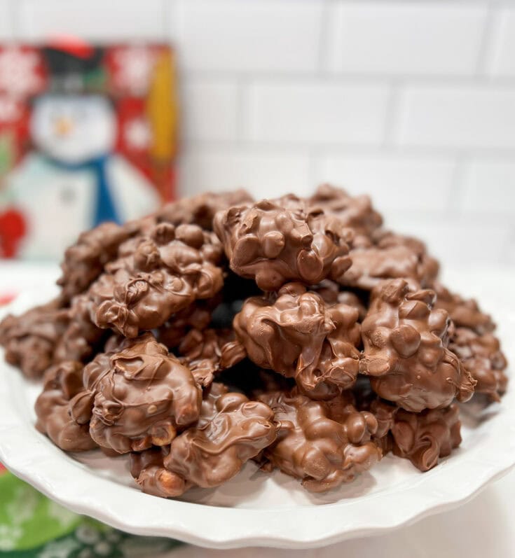 Easy Slow Cooker Peanut Clusters Back To My Southern Roots