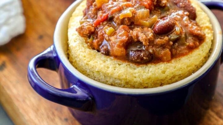 Image for Homemade Cornbread Bowls For Chili